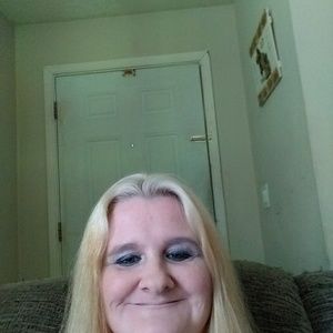 Meet your Posher, Robyn